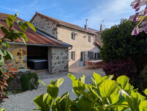 Gîte du Puits Jaune à MONCOUTANT-SUR-SEVRE