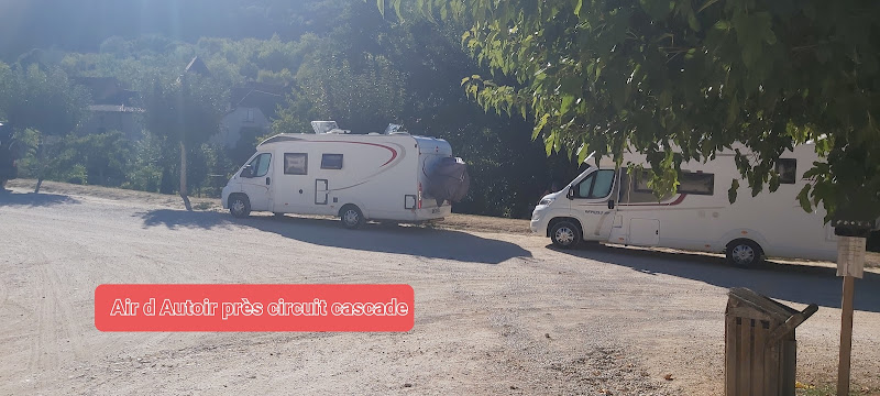 Parking Camping car à Autoire