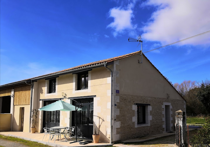Gîte Lamaisonlepin *** à Anglade