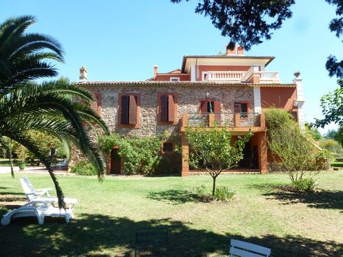 Le Mûrier à la Bouverie à Roquebrune Sur Argens