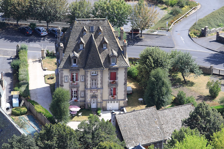 Hôtel Les Breuils à Murat