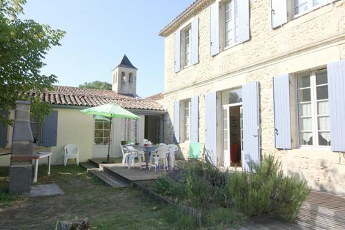 Gite du Bourg à Bourideys