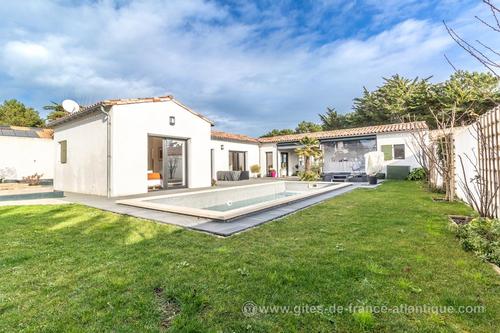 Le Clos Eugène à Le Bois Plage En Re