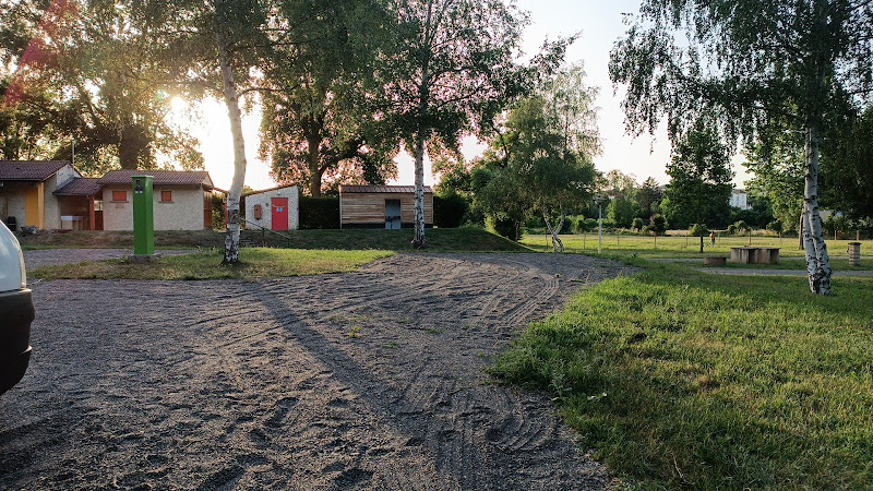Aire Camping-Car Park à Saint-Nicolas-de-la-Grave