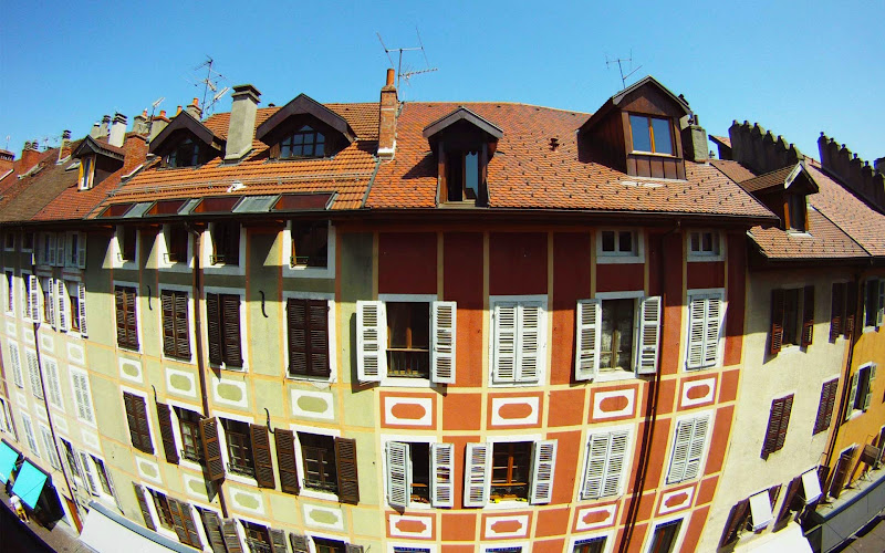 CHUUUT ! Gîtes urbains chez Sadi L alternative à l hôtel à Annecy