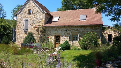 Gîtes de France® - Le Hameau du Quercy - Esprit de pierres à FRONTENAC