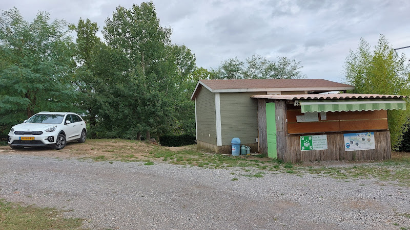 Camping de l Escourby à Vernon