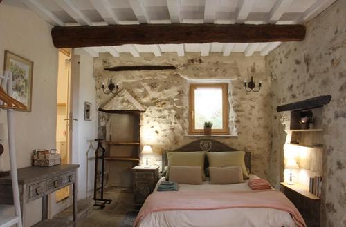 Les Lucioles en Provence à Montségur-sur-Lauzon