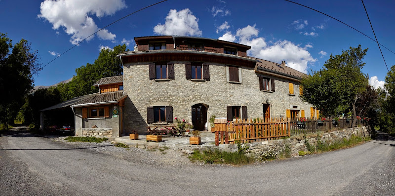 L Establoun Gites et chalets