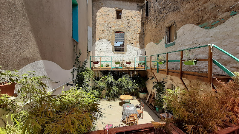 Maison Mômes à Bize-Minervois