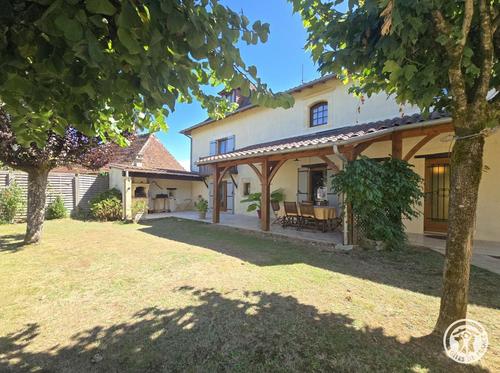 Bonheur en Perigord à BASSILLAC ET AUBEROCHE