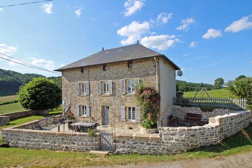 Artin à Peyrat Le Chateau