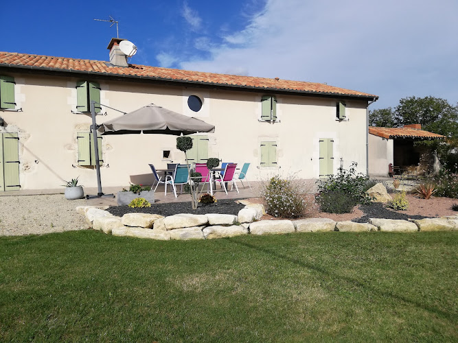 Gîte De La Maison Neuve à Saint-Martin-l'Ars