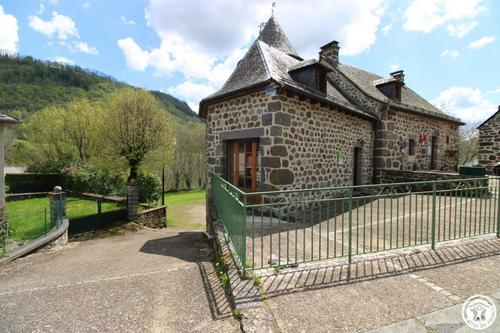 Gîte de la Tour à Saint Martin Sous Vigouroux
