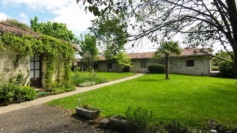 Gîte Les Buissonnets 8 cham 15 pl à Prayssas