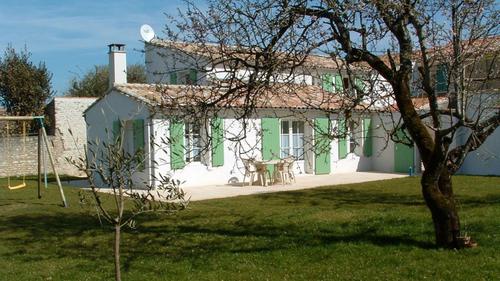 L'Amandier à Sainte Marie De Re