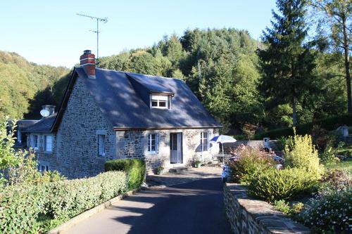 Le moulin des bois à Isigny Le Buat