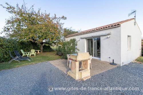 17g45092 à Saint Agnant