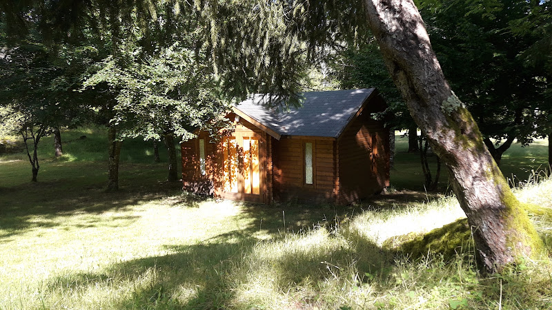 Camping L Ecureuil à Champs-sur-Tarentaine-Marchal
