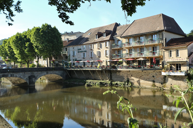 Hôtel Restaurant Le Pont D Or Best western à Figeac