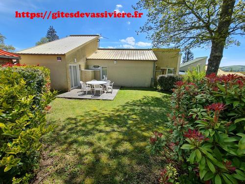Lacoeildevassivière-Gîte 52 Les Hameaux du Lac à Royere De Vassiviere