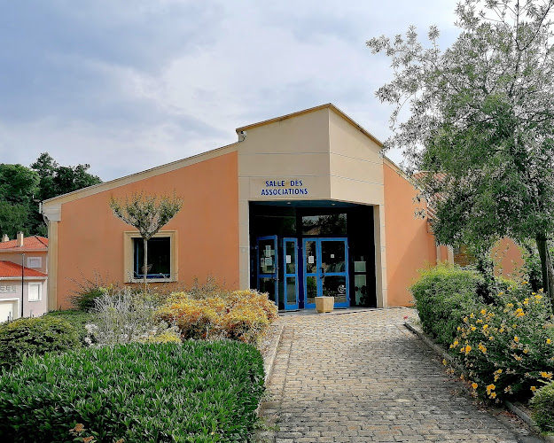 Salle Des Associations à Cuzorn