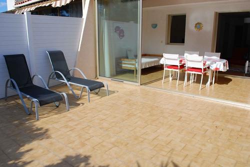 RENECROS 1 à 30 m de la mer Grande Terrasse Wifi Clim Parking à Bandol