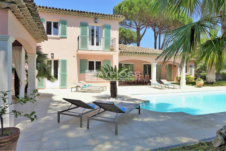 Villa La Pinede à Grimaud