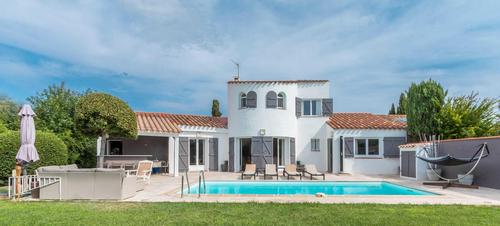 L'Oliveira à Saint Cyprien