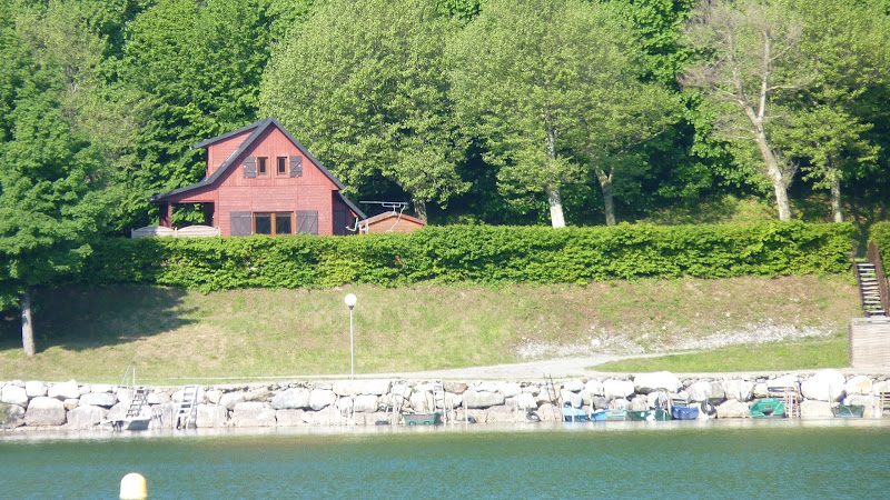 Camping Pré du Lac *** à Saint-Théoffrey
