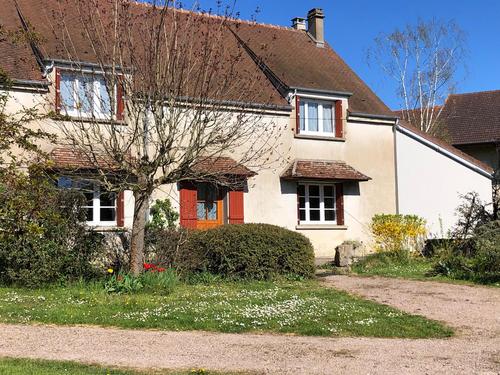 Les Cluja à Pierre Perthuis