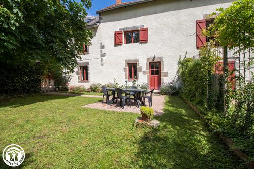 Lavalodge à ESPINASSE