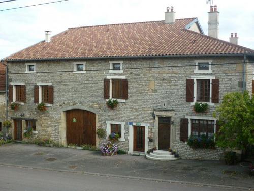 Chez Marie-Jo "côté village"