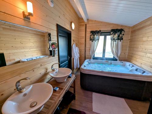 Chalet Coeur de Marie à Fougerolles-Saint-Valbert