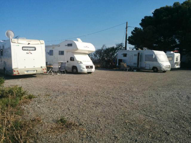 Aire camping-car La Noisette d Oc à Mèze