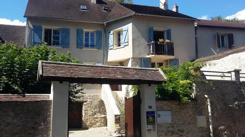 Villa de Vienne en Arthies à Vienne En Arthies