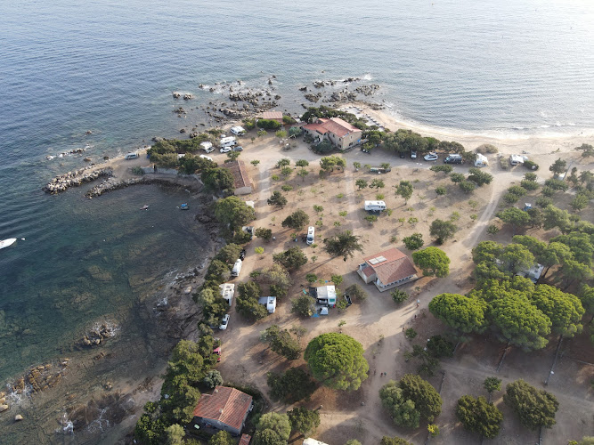 Camping U Caseddu à Serra-di-Ferro