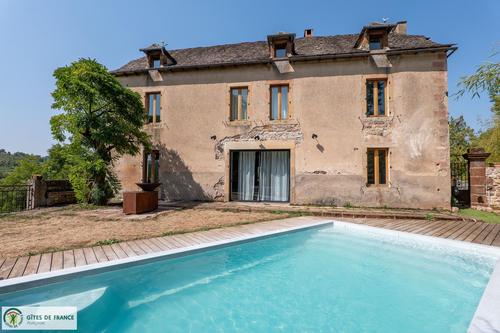 Maison de famille et d ami·e·s à Valady