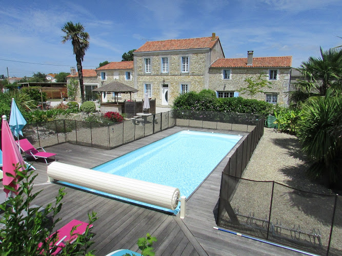 Logis de Chalons à la mer à Le Gua