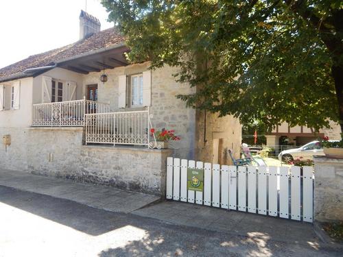 Gîtes de France® - La Maison Cheyroux à Condat