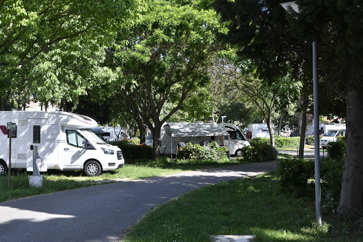 Camping Municipal Chemin des Bains ** à Balaruc-les-Bains