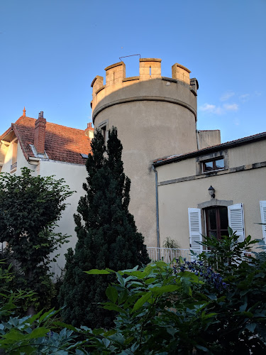 Chambres d hotes la tour richelieu à Les Martres-de-Veyre