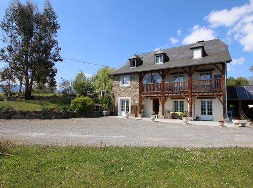 Gite Le Balcon du Rey D Ossau à Sainte-Colome
