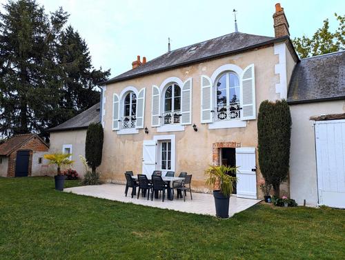 Maison Seule à Nevoy