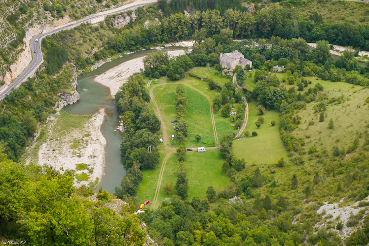 Aire Naturelle de Camping à Gorges du Tarn Causses