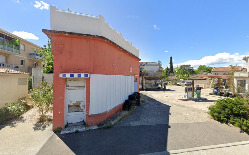 Studio Hôtel à Sorgues