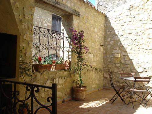 Le Gîte Saint Martin à Roquefort Des Corbieres