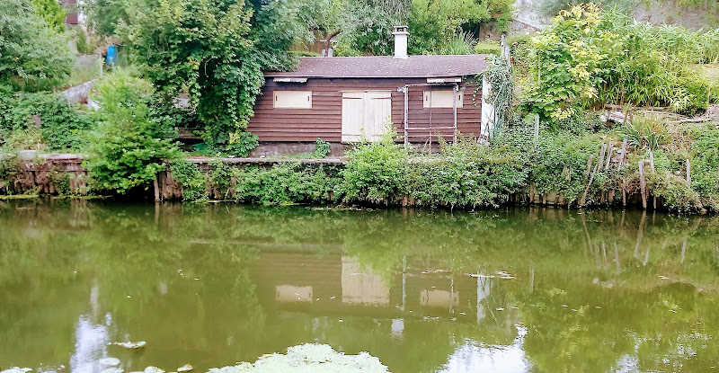 Camping de l île de la Claise à Abilly