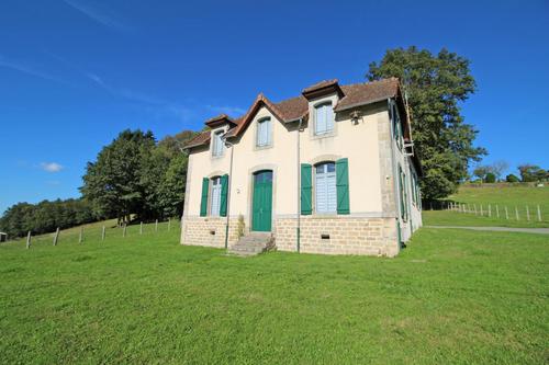 Samis à Saint Julien Le Petit