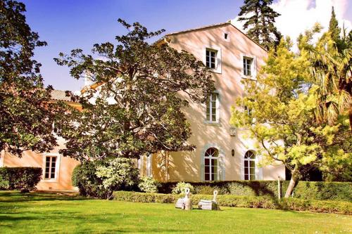 Chateau Haut Gleon à Villeseque Des Corbieres